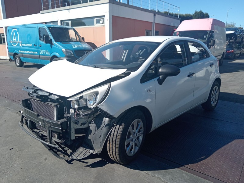 kia rio iii (ub) del año 2012