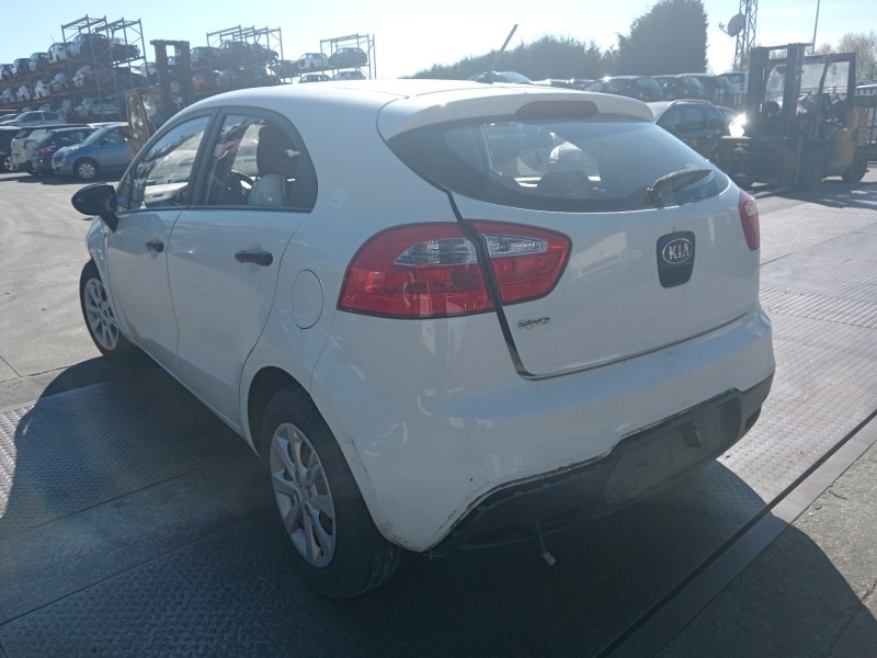 kia rio iii (ub) del año 2012