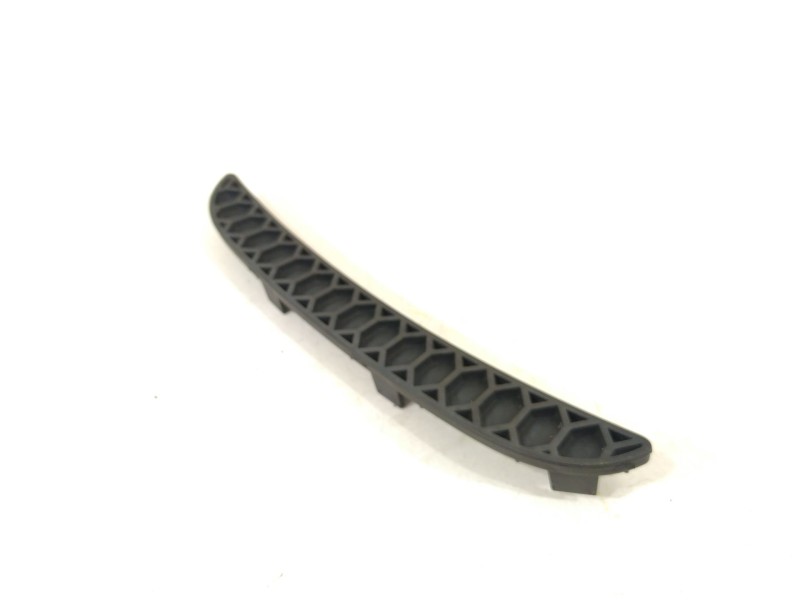 Recambio de tapa paragolpes para seat leon (1p1) 2.0 tdi referencia OEM IAM 1P1071628  