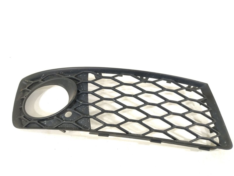 Recambio de rejilla paragolpes derecha para audi a4 b6 (8e2) 2.0 referencia OEM IAM 8E0807682E  