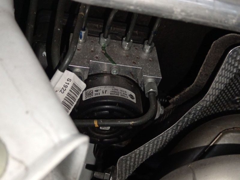 Recambio de abs para nissan note (e12) 1.5 dci referencia OEM IAM 476603VU0B 28515621003 06210228424