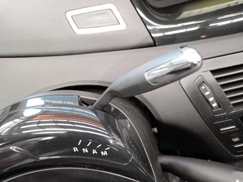 Recambio de palanca cambio para citroën c4 picasso lx plus referencia OEM IAM 96811352XT  