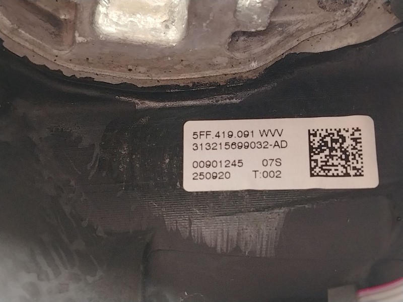 Recambio de volante para seat arona (kj7, kjp) 1.0 tgi referencia OEM IAM 5FF419091WVV  