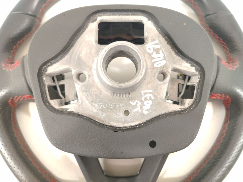 Recambio de volante para seat leon st (5f8) 1.5 tsi referencia OEM IAM 575419091H  