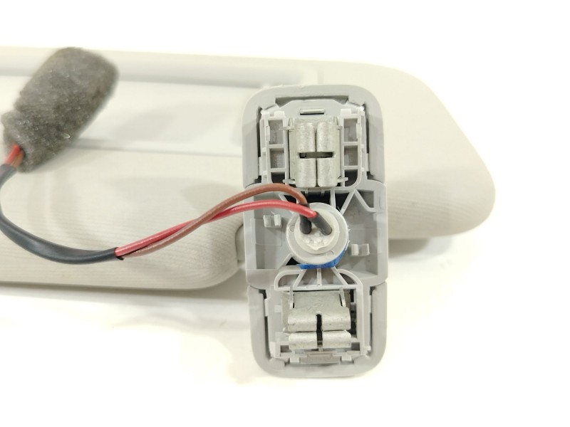 Recambio de parasol derecho para seat leon st (5f8) 1.5 tsi referencia OEM IAM 5F0857551AJ  