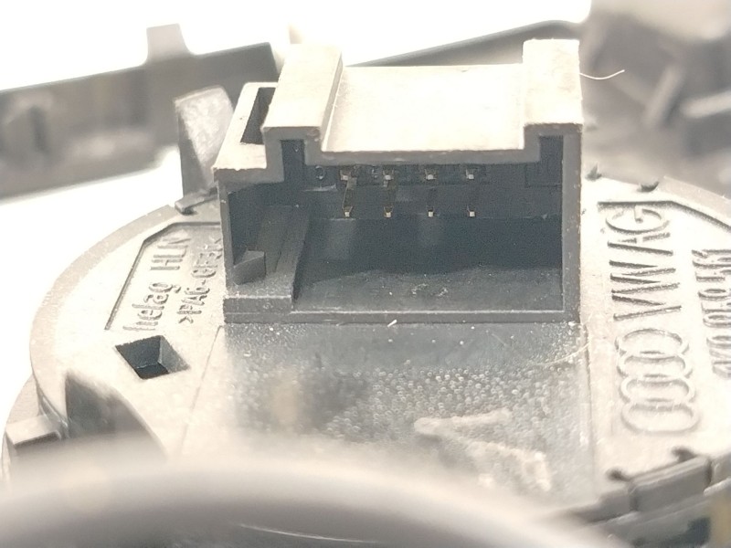 Recambio de luz interior para seat leon st (5f8) 1.5 tsi referencia OEM IAM 5F0947105AQ  