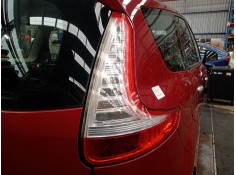 Recambio de piloto trasero derecho para renault grand scénic iii (jz0/1_) 1.9 dci referencia OEM IAM 265500014R  