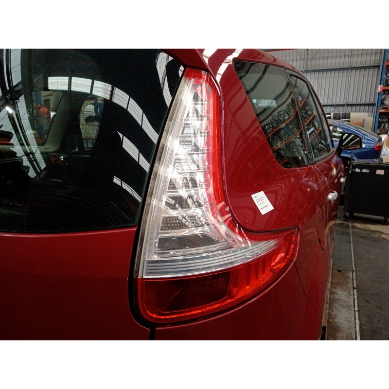 Recambio de piloto trasero derecho para renault grand scénic iii (jz0/1_) 1.9 dci referencia OEM IAM 265500014R  