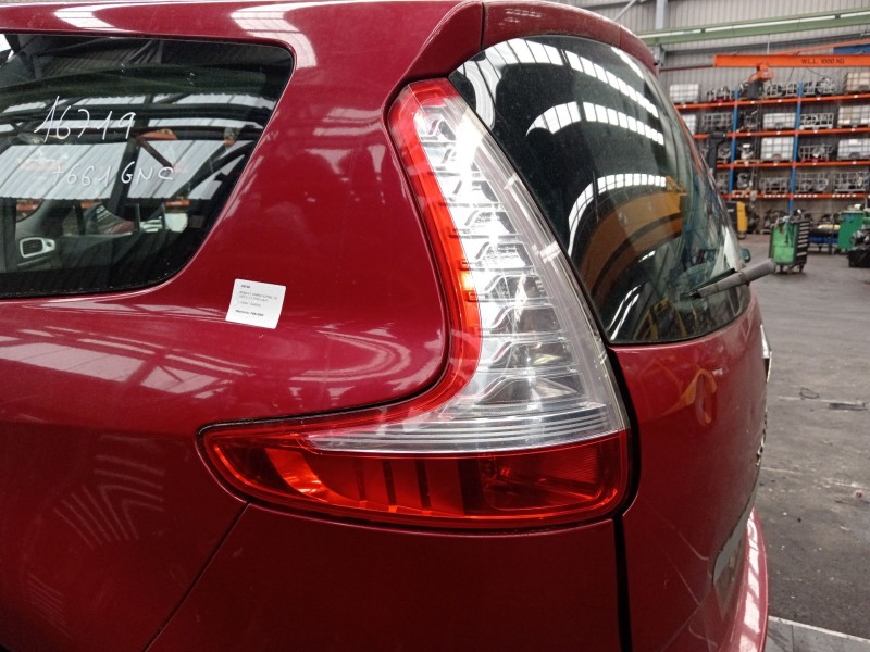 Recambio de piloto trasero izquierdo para renault grand scénic iii (jz0/1_) 1.9 dci referencia OEM IAM 265550014R  