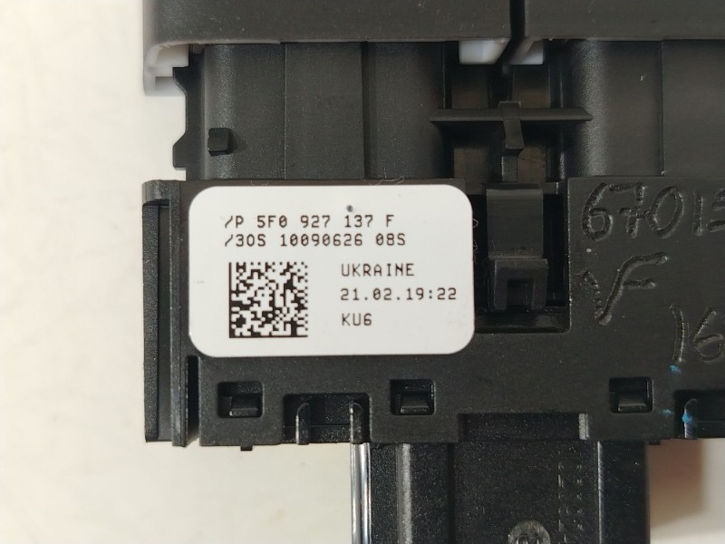 Recambio de mando multifuncion para seat leon st (5f8) 1.5 tsi referencia OEM IAM 5F0927137F  