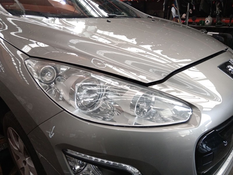 Recambio de faro derecho para peugeot 308 sw i (4e_, 4h_) 1.6 hdi referencia OEM IAM 9674039780  