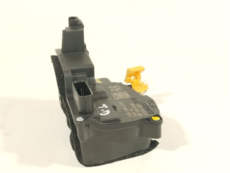 Recambio de cerradura puerta trasera derecha para omoda omoda 5 referencia OEM IAM 554001268AA  