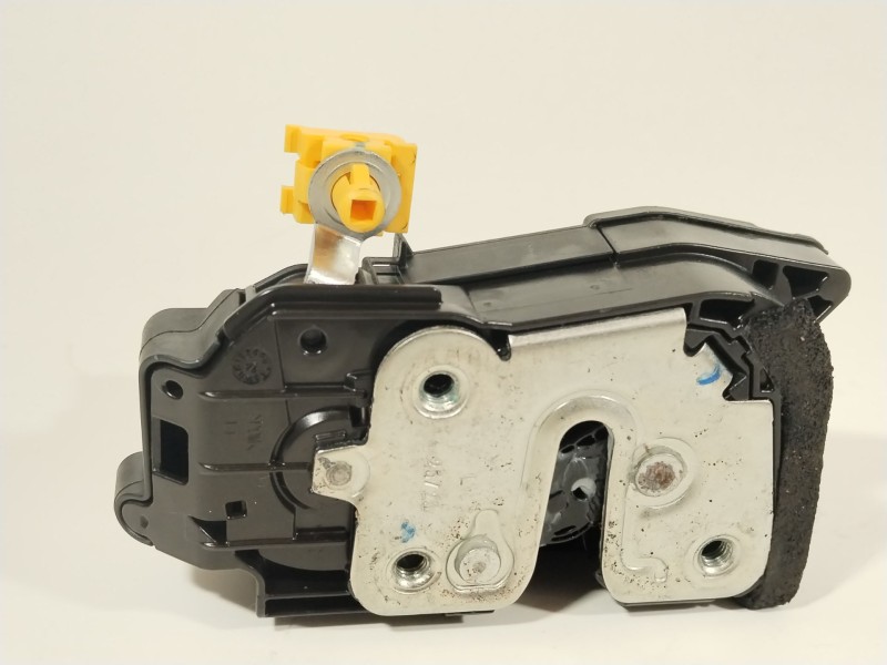 Recambio de cerradura puerta trasera izquierda para omoda omoda 5 referencia OEM IAM 554001267AA  