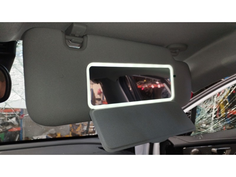 Recambio de parasol derecho para omoda omoda 5 referencia OEM IAM   