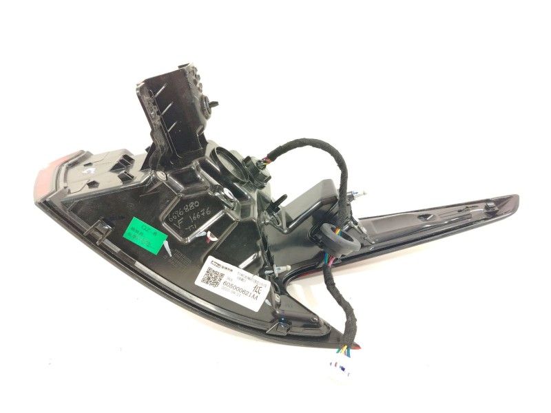 Recambio de piloto trasero izquierdo para omoda omoda 5 referencia OEM IAM 605000621AA  