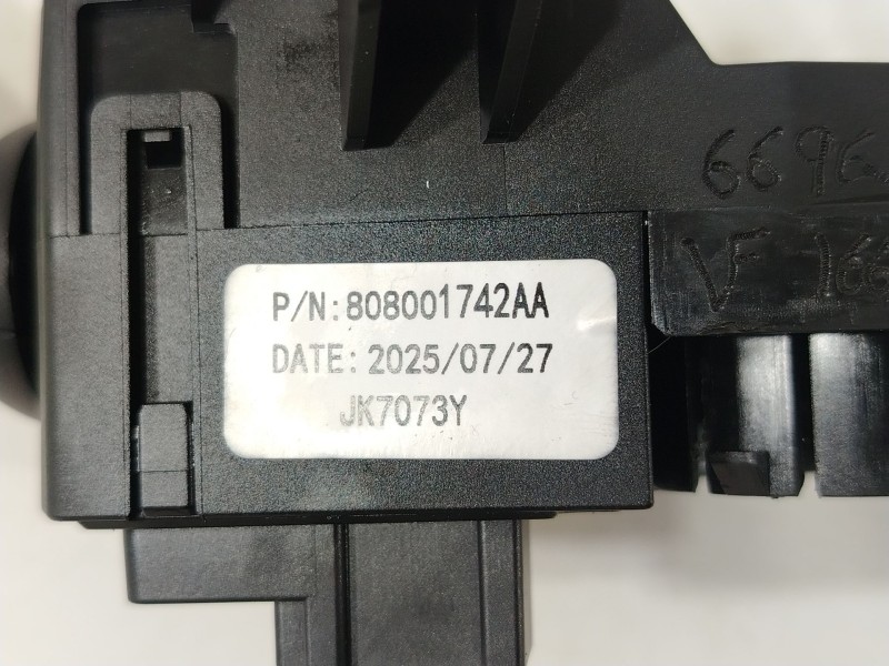 Recambio de mando limpia para omoda omoda 5 referencia OEM IAM 808001742AA 808001659AA 