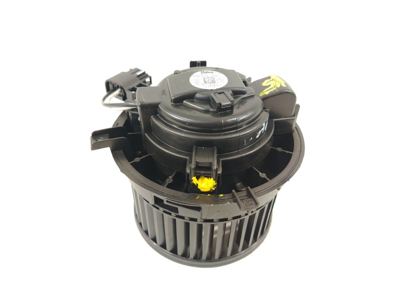 Recambio de ventilador calefaccion para omoda omoda 5 referencia OEM IAM 301001542AA  