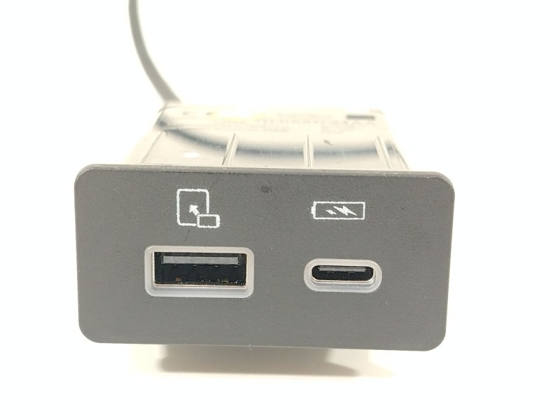 Recambio de modulo electronico para omoda omoda 5 referencia OEM IAM 703000724AA  