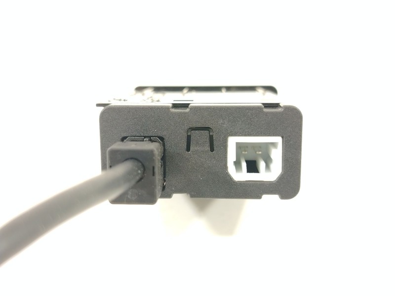 Recambio de modulo electronico para omoda omoda 5 referencia OEM IAM 703000724AA  