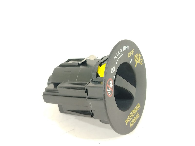 Recambio de interruptor para omoda omoda 5 referencia OEM IAM 407000298AA  