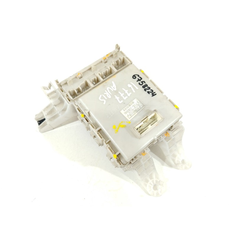 Recambio de caja reles / fusibles para toyota auris (_e15_) 1.4 d-4d (nde150_) referencia OEM IAM 8273002J70 171610D06 