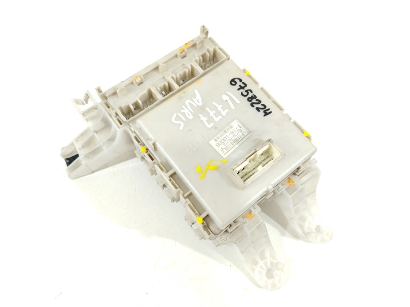 Recambio de caja reles / fusibles para toyota auris (_e15_) 1.4 d-4d (nde150_) referencia OEM IAM 8273002J70 171610D06 