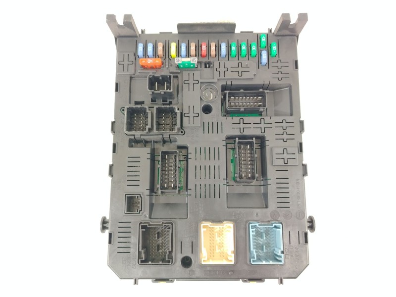 Recambio de caja reles / fusibles para peugeot 5008 (0u_, 0e_) 1.6 hdi referencia OEM IAM 9666895680 BSI04EV 
