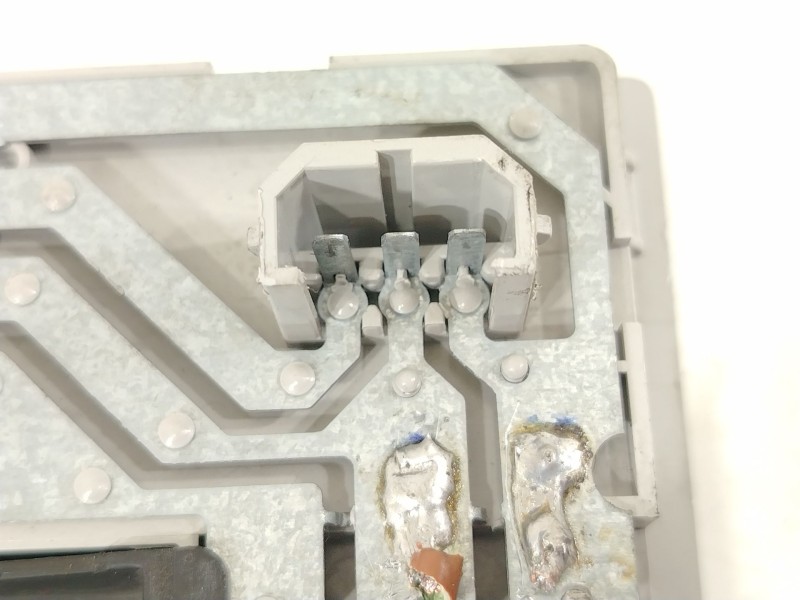 Recambio de luz interior para seat leon (1p1) 2.0 tdi 16v referencia OEM IAM 5P0947105E 3B0035711B 