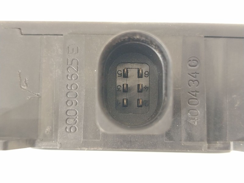 Recambio de valvula aire adicional para seat leon (1p1) 2.0 tdi 16v referencia OEM IAM 6Q0906625E  