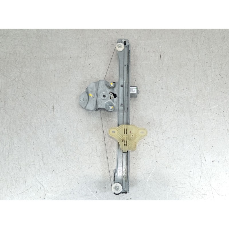 Recambio de elevalunas delantero izquierdo para renault clio iv (bh_) 1.5 dci 75 referencia OEM IAM 807213867R 128001472B 