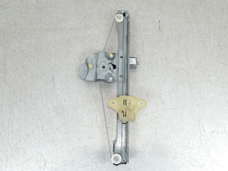 Recambio de elevalunas delantero izquierdo para renault clio iv (bh_) 1.5 dci 75 referencia OEM IAM 807213867R 128001472B 