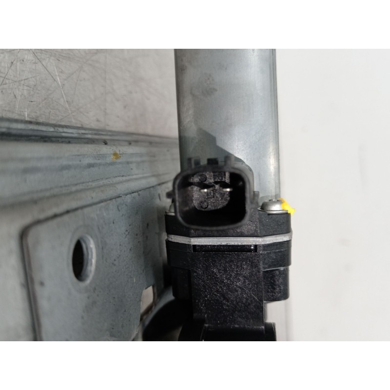 Recambio de elevalunas delantero izquierdo para renault clio iv (bh_) 1.5 dci 75 referencia OEM IAM 807213867R 128001472B 