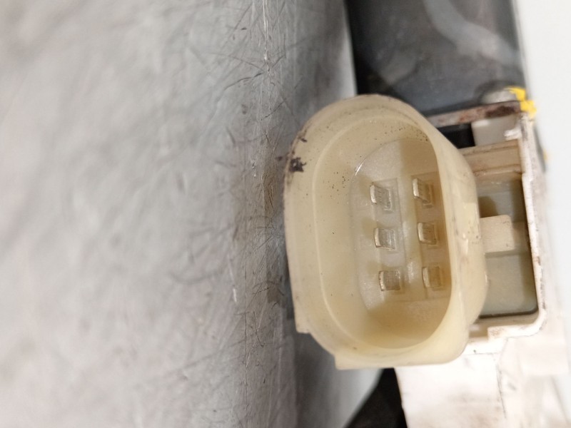 Recambio de elevalunas delantero izquierdo para bmw 1 (f20) 116 d referencia OEM IAM 51337292119 0130822514 7292119E