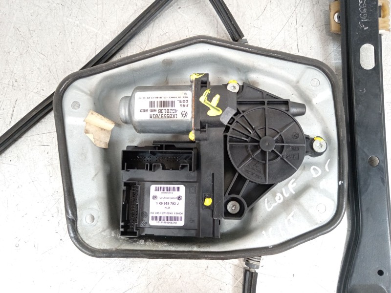 Recambio de elevalunas delantero izquierdo para volkswagen golf v (1k1) 1.9 tdi referencia OEM IAM 1K3837461B 1K0959701M 1K09597