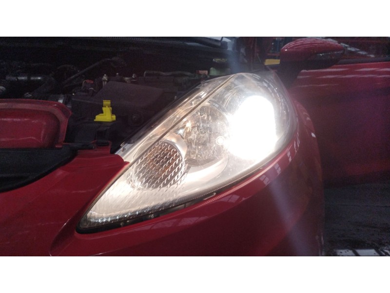Recambio de faro izquierdo para ford fiesta vi (cb1, ccn) 1.6 tdci referencia OEM IAM 8A6113W030CD 1EL24704505 