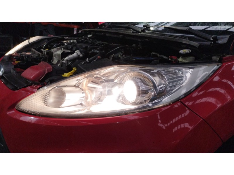 Recambio de faro izquierdo para ford fiesta vi (cb1, ccn) 1.6 tdci referencia OEM IAM 8A6113W030CD 1EL24704505 