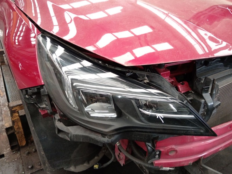 Recambio de faro derecho para opel astra k (b16) 1.5 crdi (68) referencia OEM IAM 39195689  