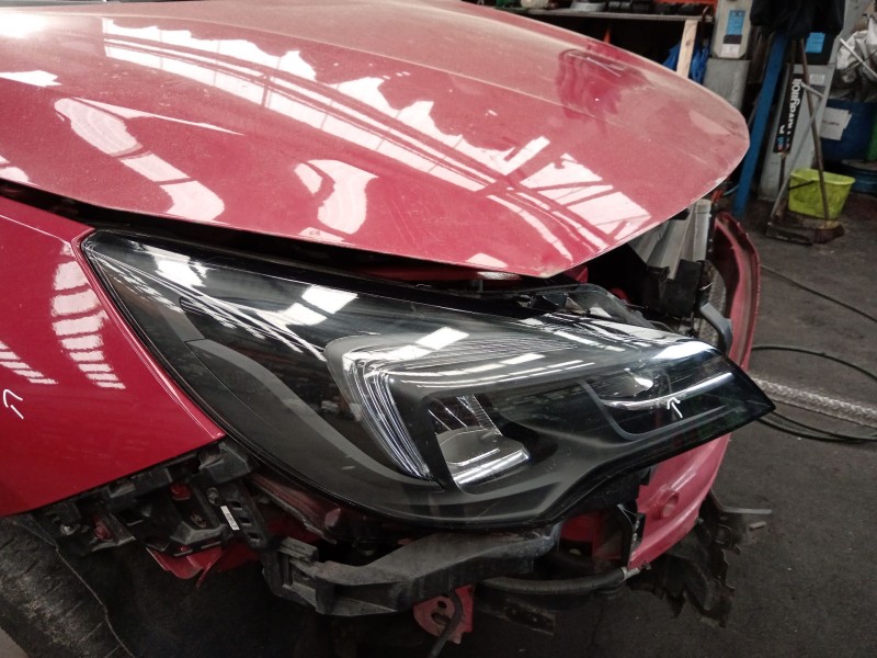 Recambio de faro derecho para opel astra k (b16) 1.5 crdi (68) referencia OEM IAM 39195689  