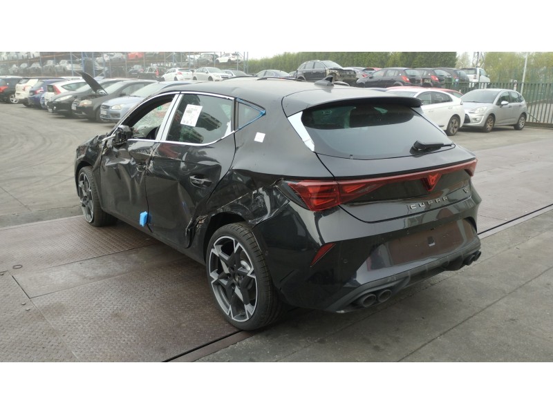 cupra leon (kl1) del año 2025