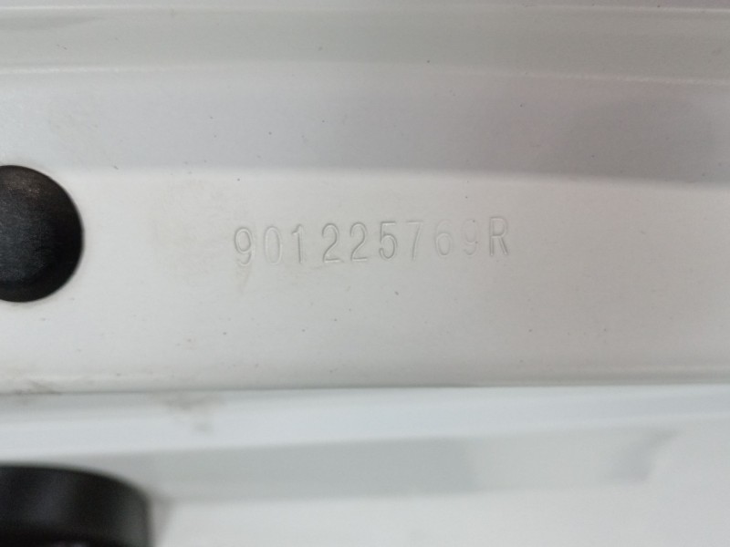 Recambio de porton trasero para dacia sandero ii (b8_) 1.5 dci referencia OEM IAM 901225769R  