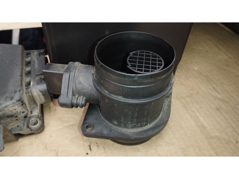 Recambio de caudalimetro para seat toledo iii (5p2) 1.9 tdi referencia OEM IAM 038906461B 0281002531 