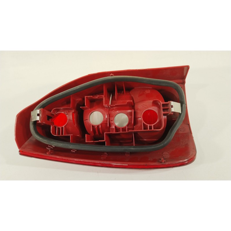 Recambio de piloto trasero derecho para citroën xsara picasso (n68) 1.6 hdi referencia OEM IAM 6351T2 085521913R 