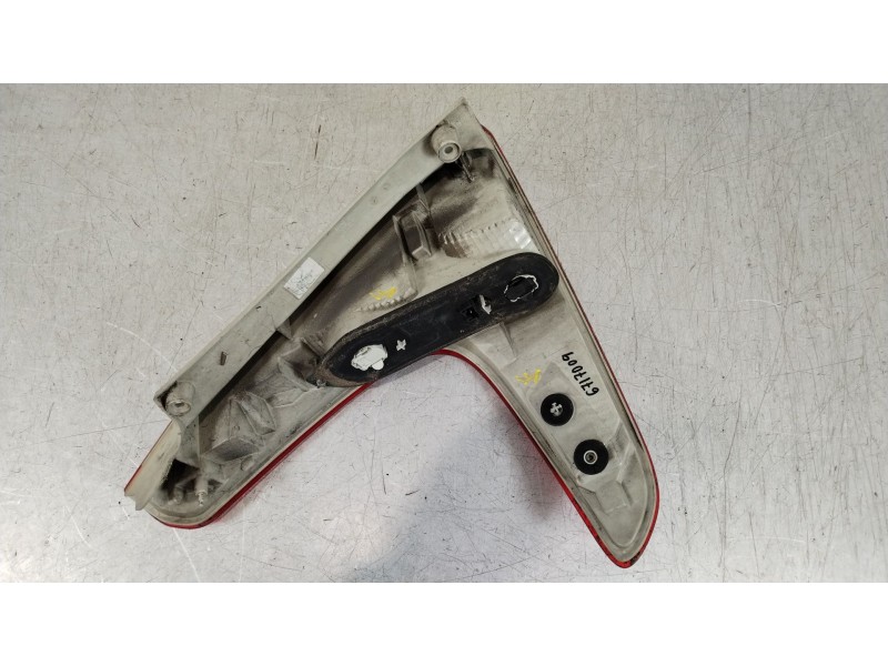 Recambio de piloto trasero derecho para renault grand scénic iii (jz0/1_) 1.9 dci referencia OEM IAM 265500014R  