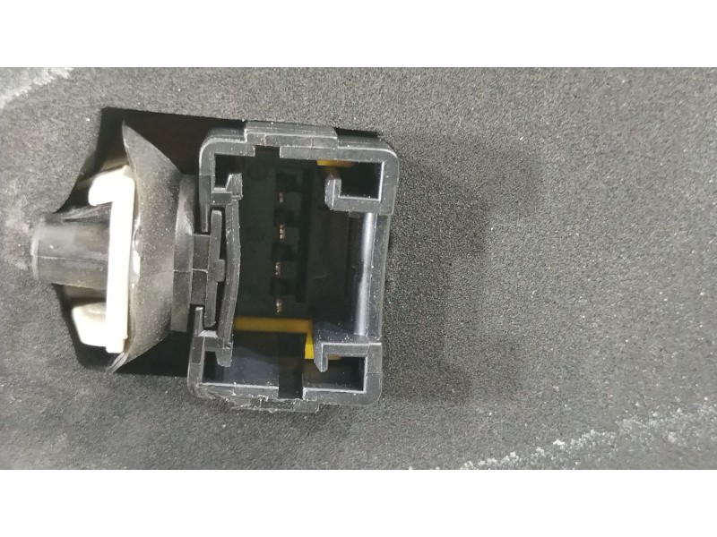 Recambio de piloto trasero izquierdo para renault grand scénic iii (jz0/1_) 1.9 dci referencia OEM IAM 265550014R  