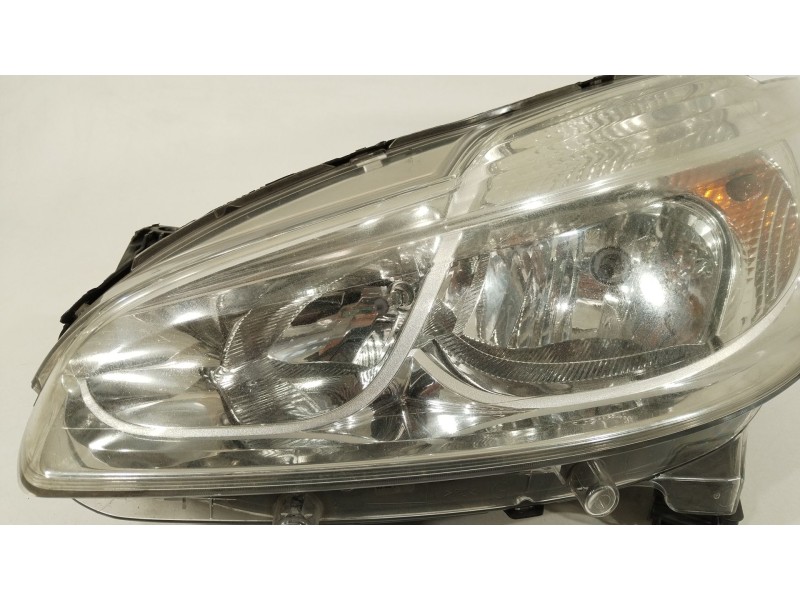 Recambio de faro izquierdo para peugeot 208 i (ca_, cc_) 1.2 vti 82 referencia OEM IAM 9802221880 89000101 