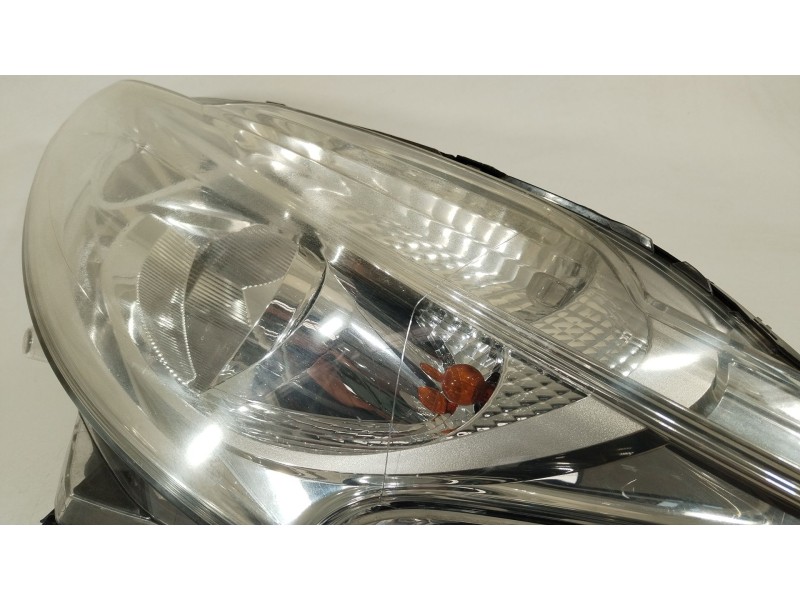 Recambio de faro izquierdo para peugeot 208 i (ca_, cc_) 1.2 vti 82 referencia OEM IAM 9802221880 89000101 