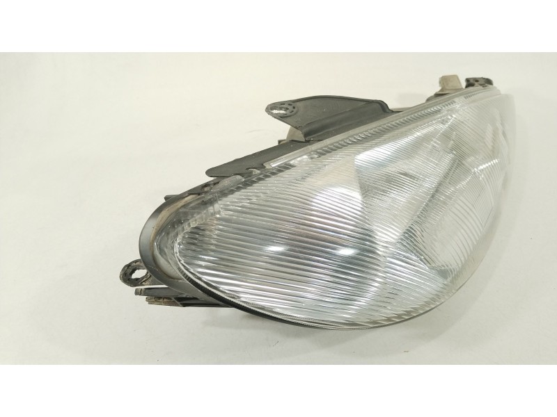 Recambio de faro derecho para peugeot 206 hatchback (2a/c) 1.9 d referencia OEM IAM 087274 89002770 