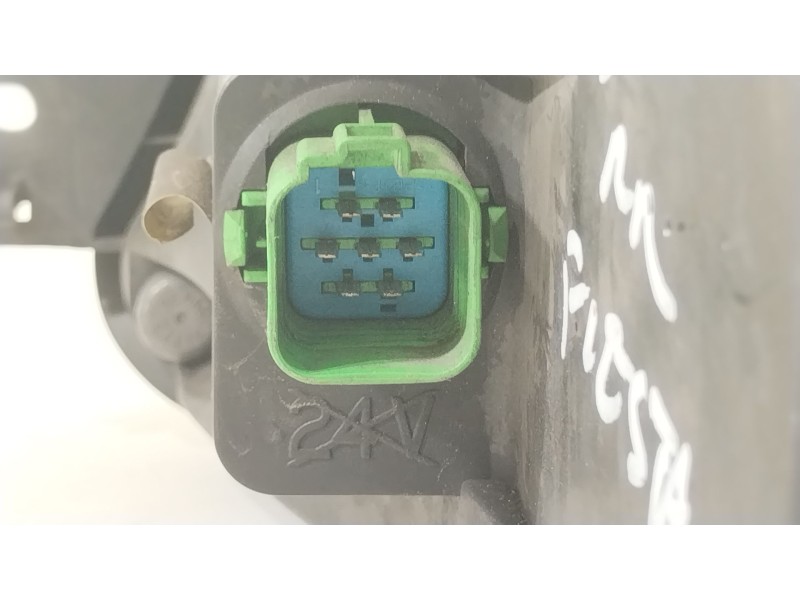 Recambio de faro derecho para ford fiesta v (jh_, jd_) 1.4 tdci referencia OEM IAM 2S6X13W029CE  
