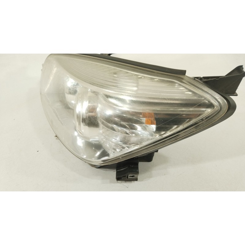 Recambio de faro derecho para toyota rav 4 iii (_a3_) 2.2 d 4wd (ala30_) referencia OEM IAM 8113042311  
