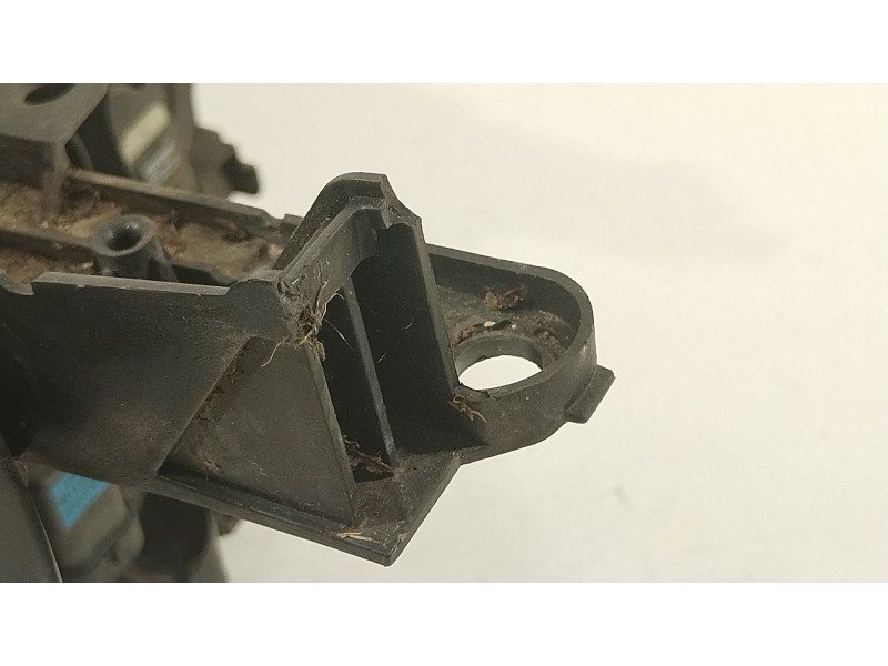 Recambio de faro derecho para toyota rav 4 iii (_a3_) 2.2 d 4wd (ala30_) referencia OEM IAM 8113042311  